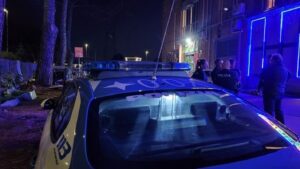 Colpi di arma da fuoco in una sala biliardo a Prato, due morti e tre feriti Colpi di arma da fuoco in una sala biliardo a Prato, due morti e tre feriti