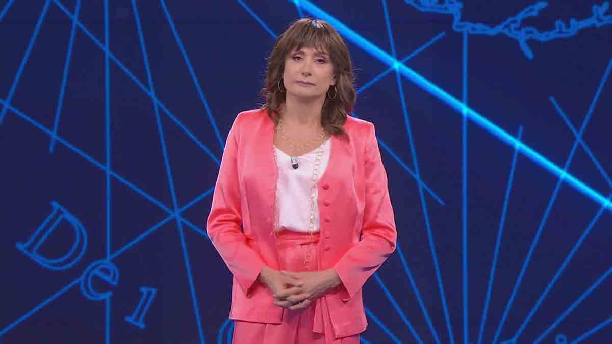 Isola dei Famosi Decisione di Mediaset Colpisce Luxuria Cambiamenti nel Reality
