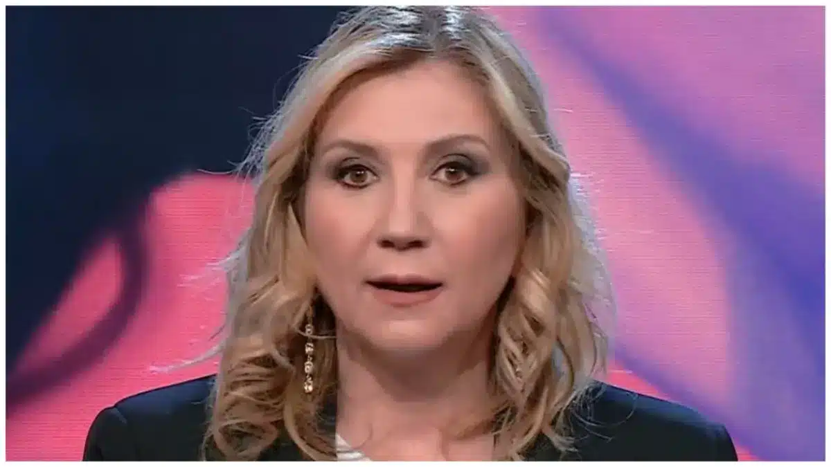 Serena Bortone Foto da video 7