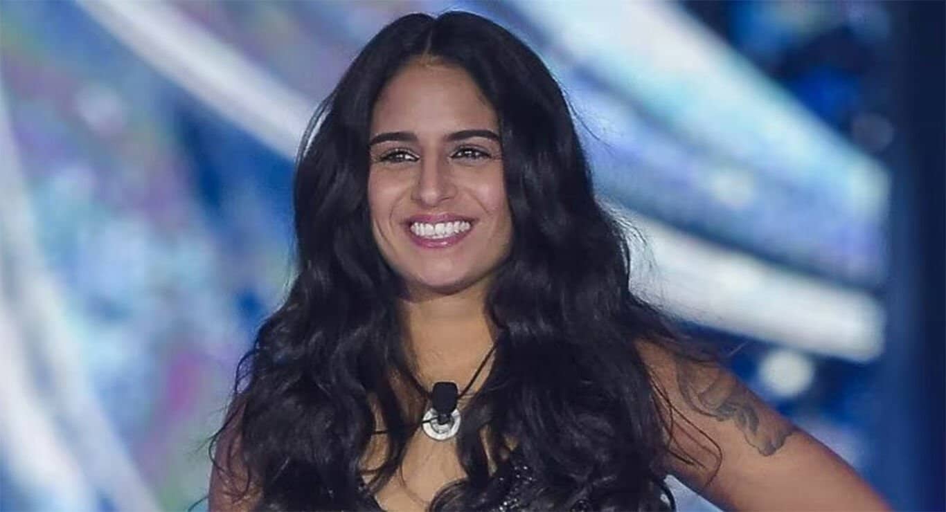 Foto Perla Vatiero fa di nuovo parlare di se la gaffe in inglese diventa virale