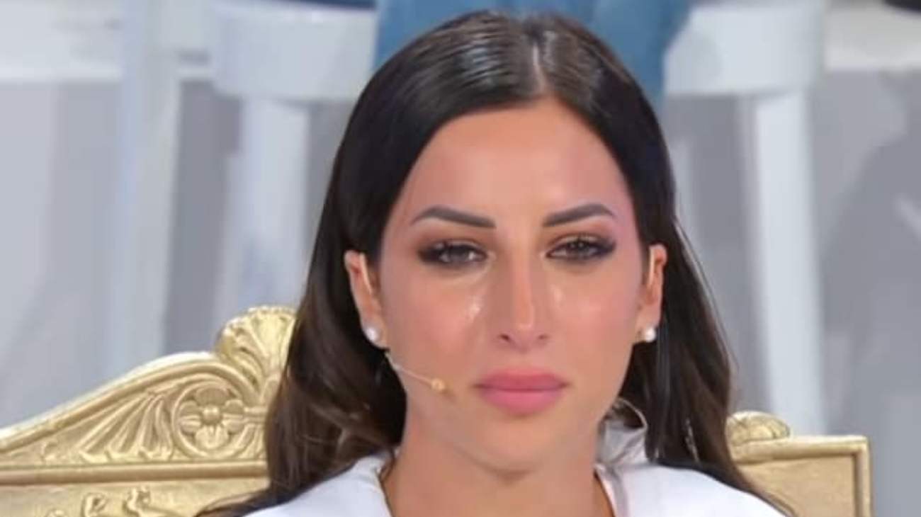 Uomini e Donne, sorpresa per Francesca: per lei un corteggiatore che arriva dal GF