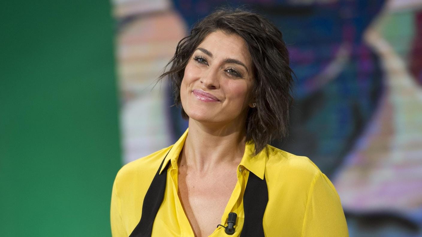 Disavventura per Elisa Isoardi: "Sono stata costretta a chiamare i pompieri"