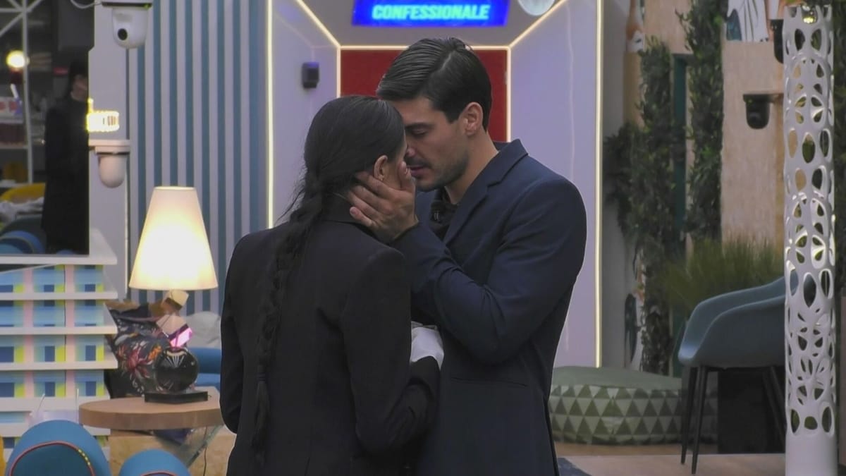LLorenzo lascia il Grande Fratello? L'indiscrezione scuote i fan