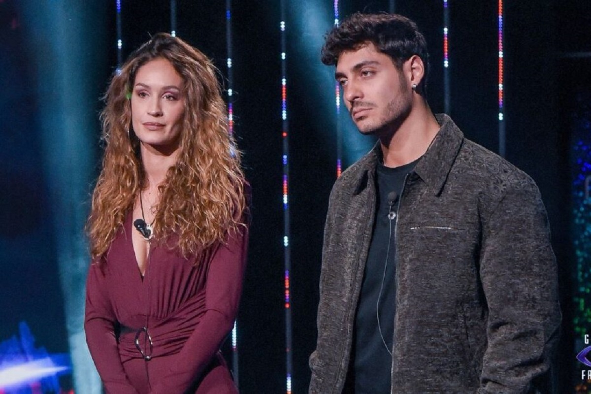 Grande Fratello, Helena rompe il silenzio su Javier: il web si infiamma!