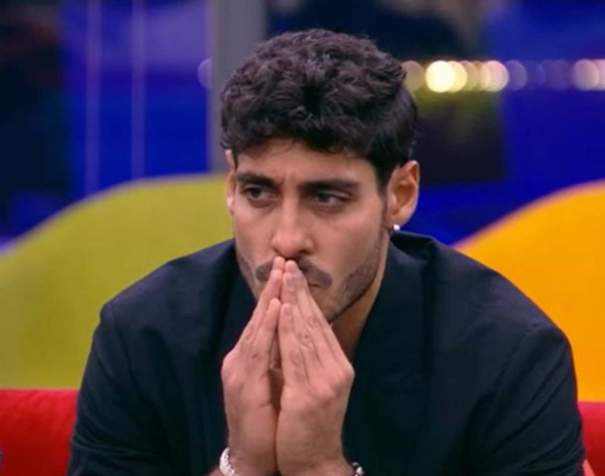 "E tu non dici nulla?" Grande Fratello, Lorenzo attacca Helena: Javier resta impassibile
