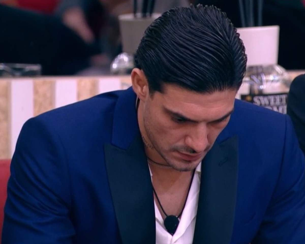 Shaila nel mirino degli hater, Lorenzo reagisce: “Non sto bene, fermatevi”