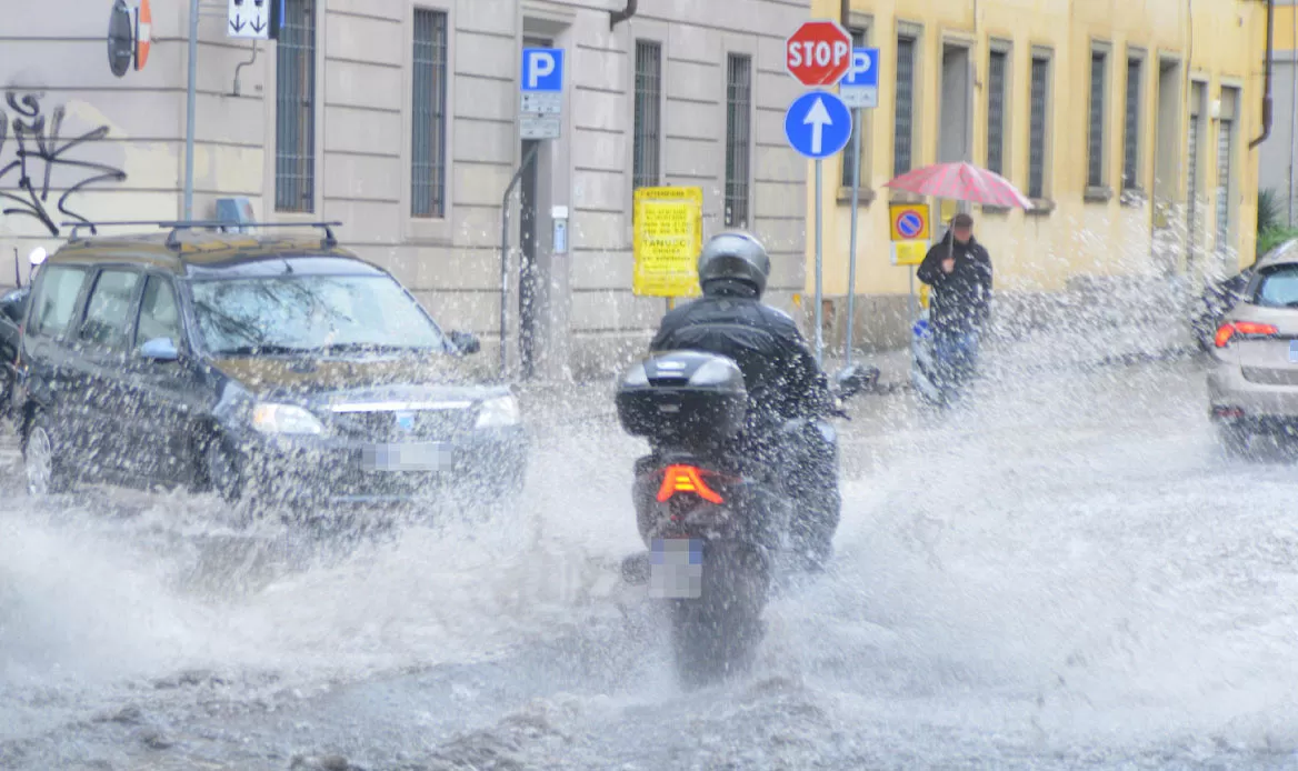 Allerta meteo in 4 regioni, si temono inondazioni