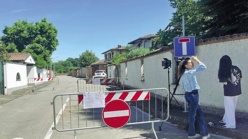 Garlasco sotto assedio mediatico: il sindaco chiude le vie di casa Poggi e Sempio