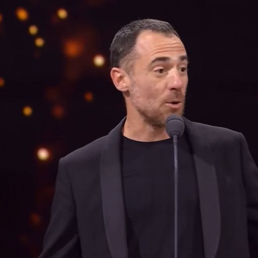 David di Donatello 2025, Elio Germano: “Dedico il premio a chi lotta per la pari dignità”