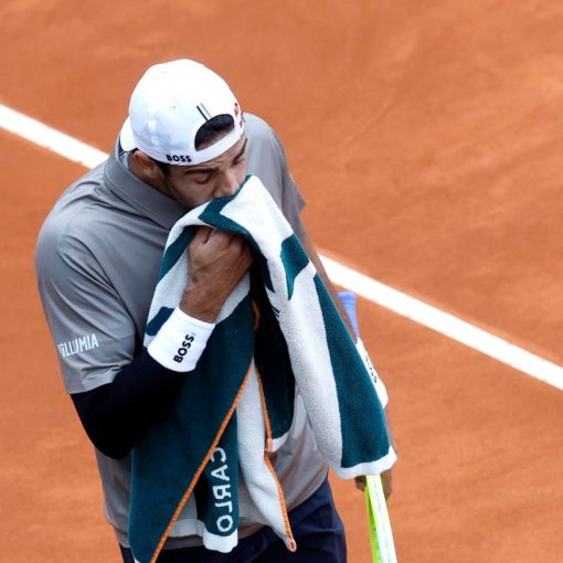 Berrettini fuori da Roma 2025: è di nuovo colpa degli addominali?