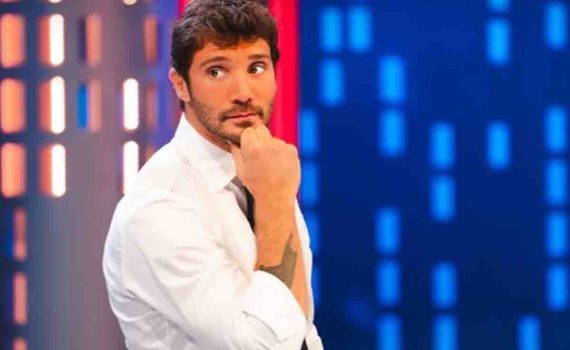 Affari Tuoi, il gesto che ha spiazzato il pubblico: cosa ha insospettito gli spettatori?