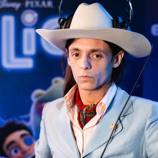 Lucio Corsi si reinventa dopo l’Eurovision: cosa farà nel nuovo progetto
