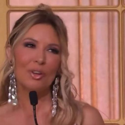Selvaggia Lucarelli punge ancora: frecciatina a Sonia Bruganelli nella prima puntata di Sognando… Ballando con le Stelle