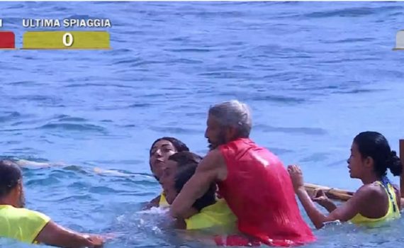 Isola dei Famosi 2025, caos in puntata: rissa in diretta tra Dino e Omar