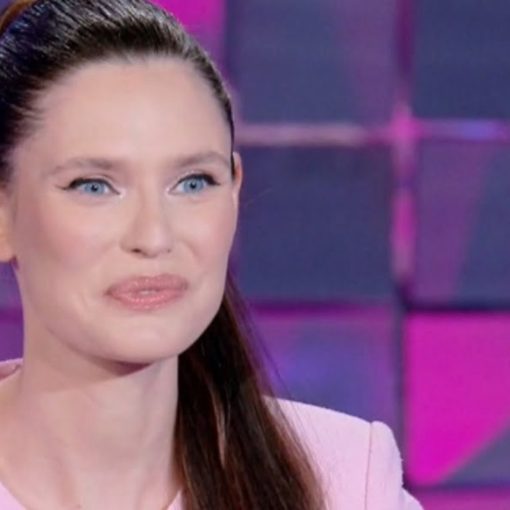 Bianca Balti e la lotta invisibile: «Senza quei farmaci, non posso vivere». La denuncia sui social scuote l’opinione pubblica