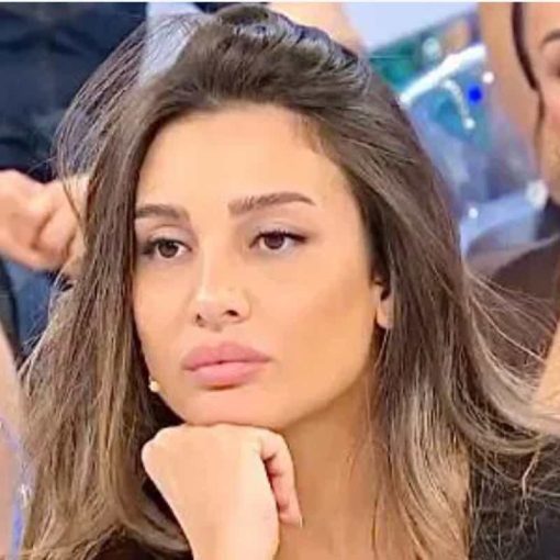 Uomini e Donne, polemiche per Cristina Ferrara: ''Vuole fare carriera in TV''