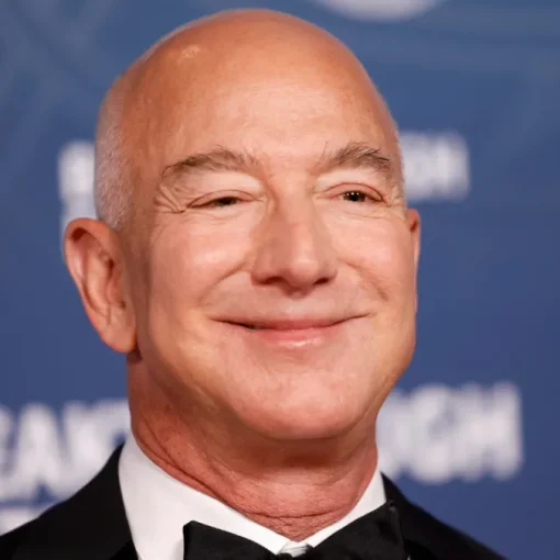Chi è Jeff Bezos, origini, studi e patrimonio del fondatore di Amazon