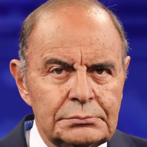 Caos in Rai: Alberto Angela penalizzato, Vespa non cede il suo spazio