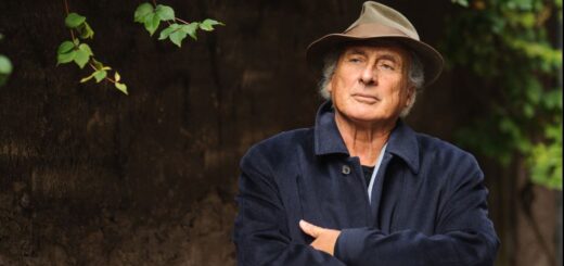 Morto Stefano Benni, l’autore che ha raccontato l’Italia con ironia e immaginazione
