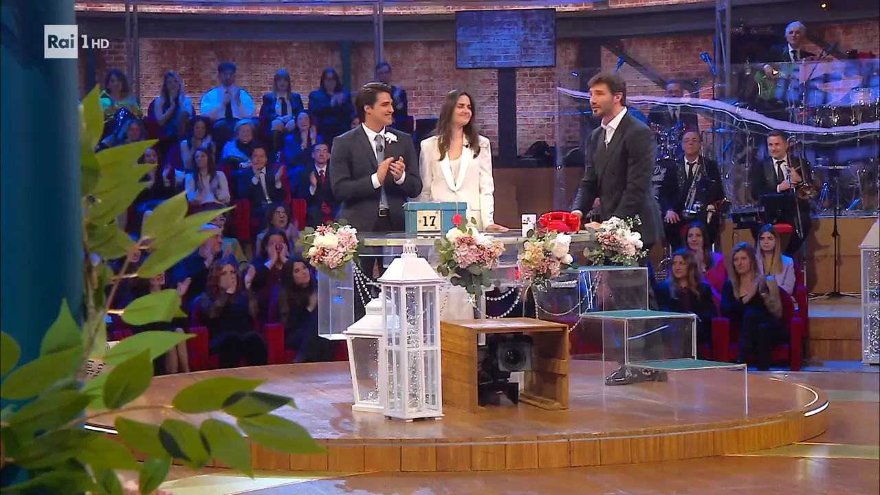 Ascolti TV | Venerdì 13 Febbraio 2026: Rai1 domina con Affari Tuoi 23.4%, Io Sono Farah al 14.6%