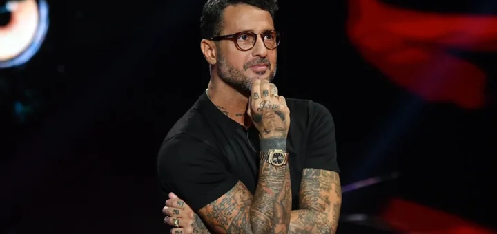 Fabrizio Corona rompe il silenzio: "Sto male, ogni giorno vale oro"