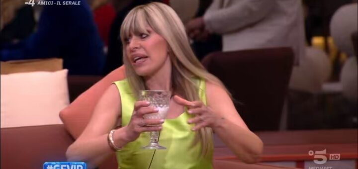 Mussolini senza freni al GF Vip: lite, sfogo e caos in diretta