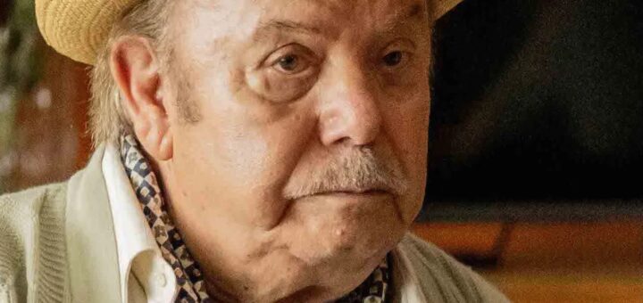 Lino Banfi compie 90 anni: il nonno più amato d’Italia festeggia un traguardo storico