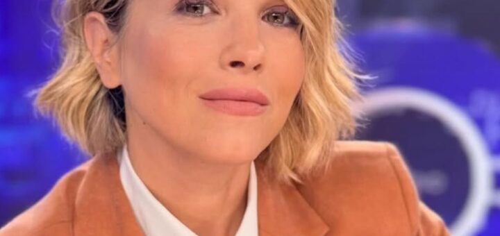 Francesca Barra lascia “4 di Sera Weekend”: l’annuncio su Instagram, la decisione dopo un periodo difficile