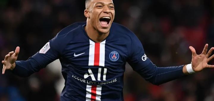 Kylian Mbappé, il mistero sulla vita privata: tutti parlano di Ester Expósito