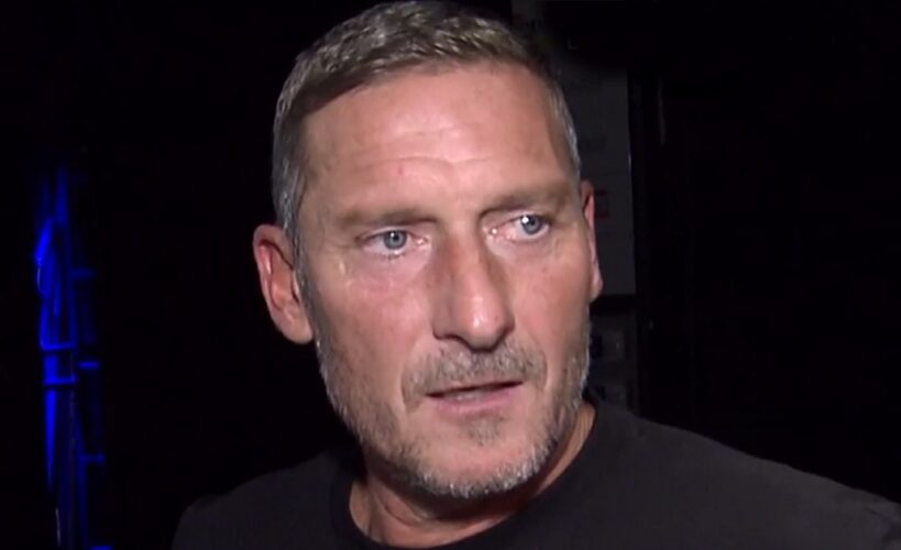 Totti, la frase gelida su Ilary Blasi: “Non ne parlo più”