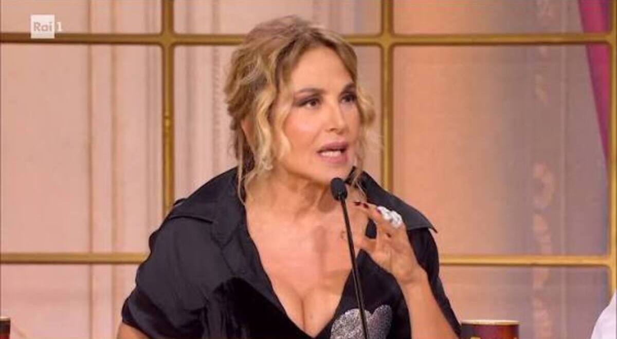 «Non poteva neppure lavorare»: Elena Sofia Ricci racconta il passato di Barbara d’Urso